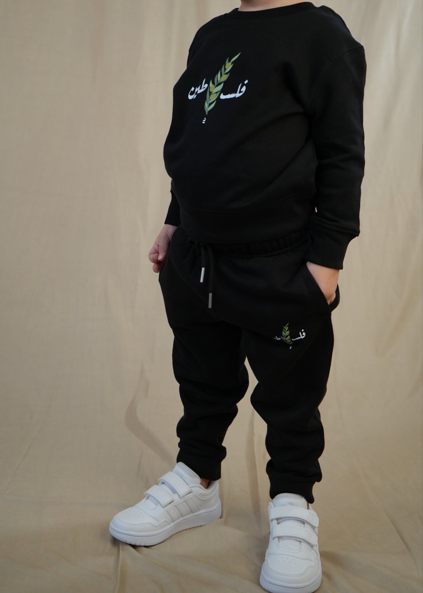 Olive Kinder Oberteil | Black | m/f